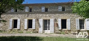 Maison de campagne à Gensac (33890)
