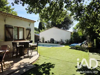 Maison à Bormes-les-Mimosas (83230)