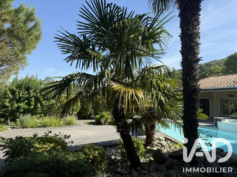 Maison 7 pièces 331 m² · à Limonest · 330,7 m² · 1 290 000 €
