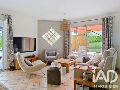 Maison traditionnelle à Pujols (33350)