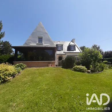 Maison à Carhaix-Plouguer (29270)