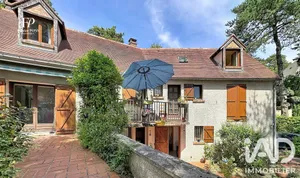 Maison d'architecte à La Ferté-Alais (91590)