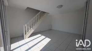 Apartment in Sainte-Geneviève-des-Bois (91700)