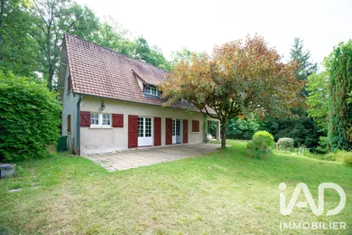 Maison traditionnelle à Saint-Rémy-l'Honoré (78690)