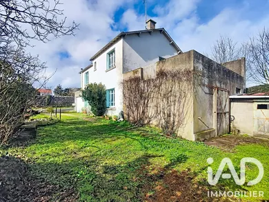 Maison à Orée d'Anjou (49530)