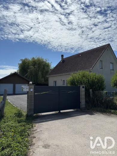 House in Thierville (27290)