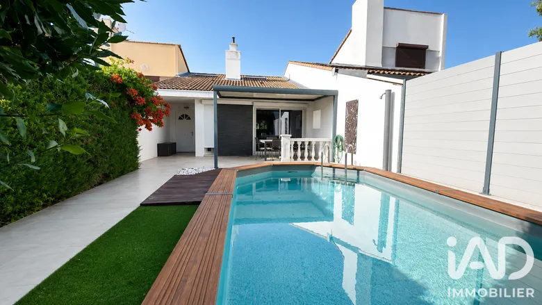 Maison 6 pièces 140 m² · à Peyrolles-en-Provence · 140 m² · 380 000 €