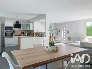 Maison à Le Plessis-Belleville (60330)