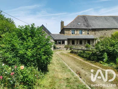 Maison de campagne à Quemper-Guézennec (22260)