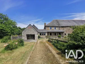Maison de campagne à Quemper-Guézennec (22260)
