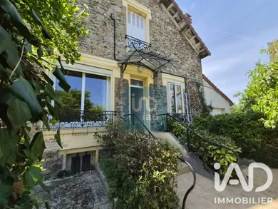 Maison à Viry-Châtillon (91170)