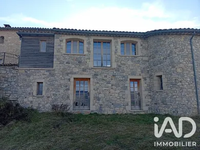 Maison de campagne à Rioms (26170)