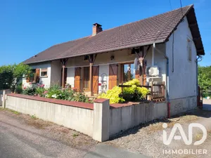 Maison à Saint-Vallier (71230)