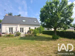 Maison traditionnelle à Restigné (37140)
