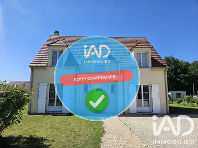 House in Vert-en-Drouais (28500)