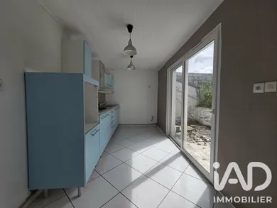 Townhouse in Trith-Saint-Léger (59125)