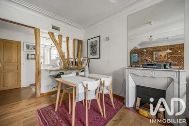 Apartment in Paris (75004)