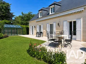 Maison à Noisy-le-Roi (78590)