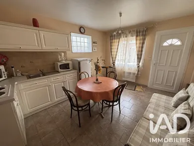 Maison de village à Saint-Quentin-la-Motte-Croix-au-Bailly (80880)