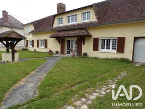 House in Montaulin (10270)