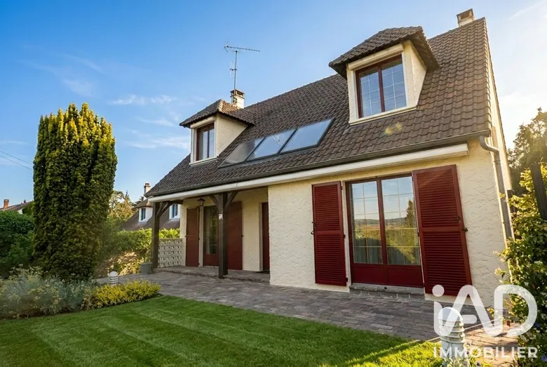 Maison 6 pièces 115 m² · à Saint-Arnoult-en-Yvelines · 115 m² · 415 000 €