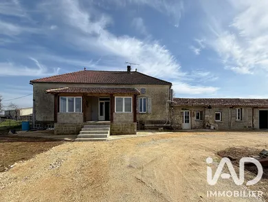 Farm in MAUROUX (46700)