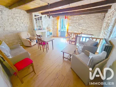 House in La Rochebeaucourt-et-Argentine (24340)