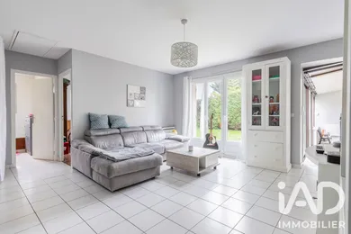 Maison à Grigny (91350)