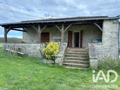Farm in MAUROUX (46700)