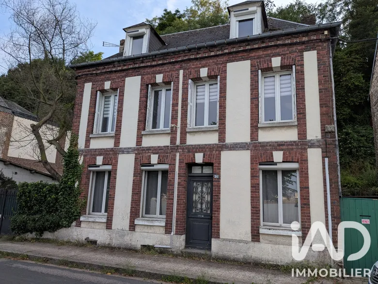 Maison 4 pièces 117 m² · à Quillebeuf-sur-Seine · 117 m² · 179 000 €