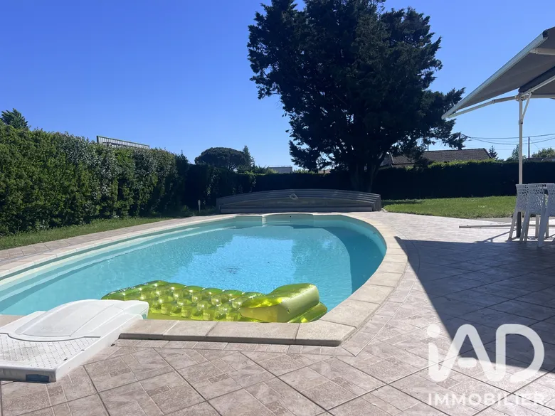 Maison 7 pièces 197 m² · à Saint-Magne-de-Castillon · 197 m² · 330 000 €