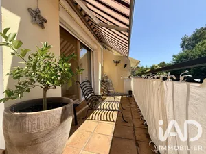 Apartment in Saint-Raphaël (83700)