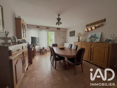 Appartement à AUBERGENVILLE (78410)