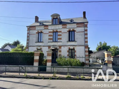 Townhouse in Tigy (45510)