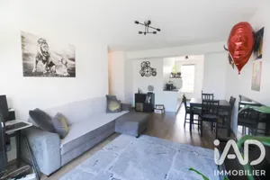 Apartment in Les Mureaux (78130)