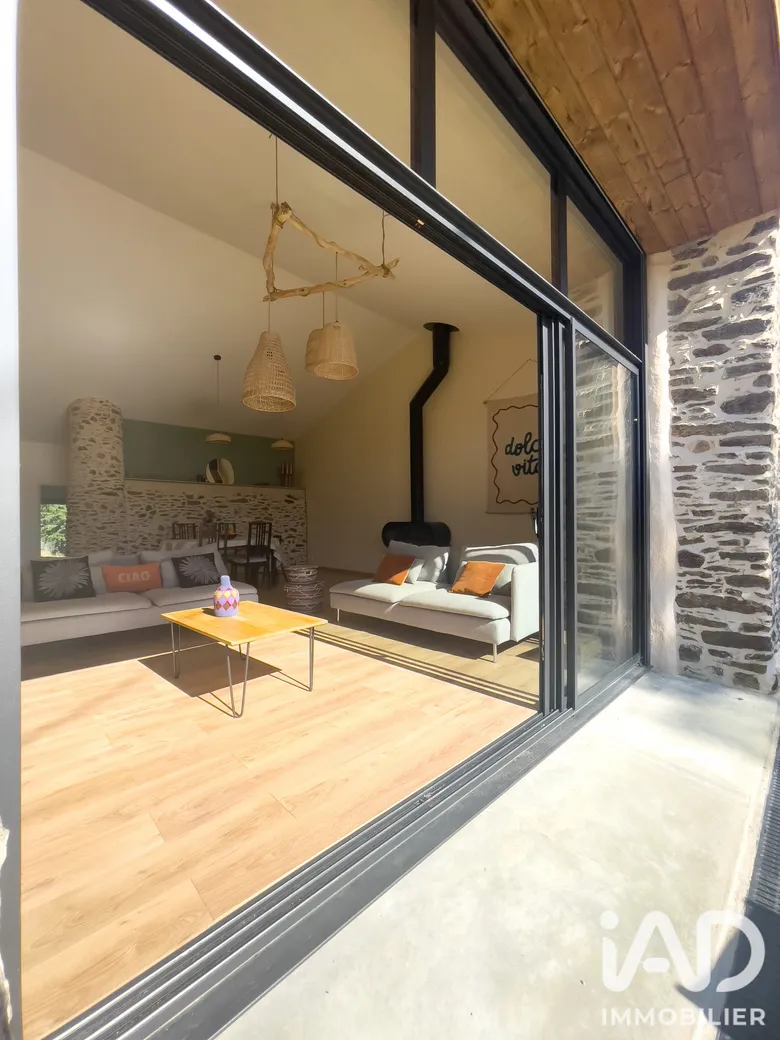 Maison 7 pièces 206 m² · à La Remaudière · 206 m² · 395 000 €