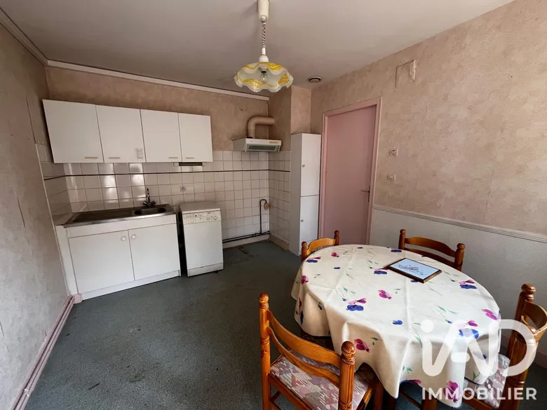 Appartement 1 pièce 41 m² · à Vittel · 41,3 m² · 25 000 €