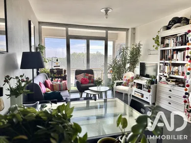 Apartment in Nantes (44200)
