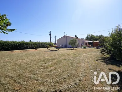 Detached house in Contré (17470)