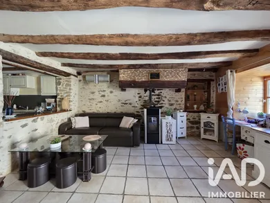 Maison à Saint-Victurnien (87420)