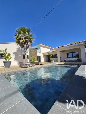 Architectural house in Pia (66380)