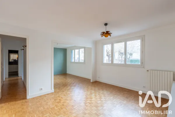 Appartement à Versailles (78000) photo 2