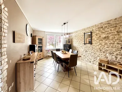 Maison de village à Xousse (54370)
