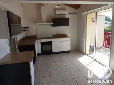 Appartement à Saint-Pierre-du-Mont (40280)