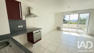 Apartment in Juziers (78820)