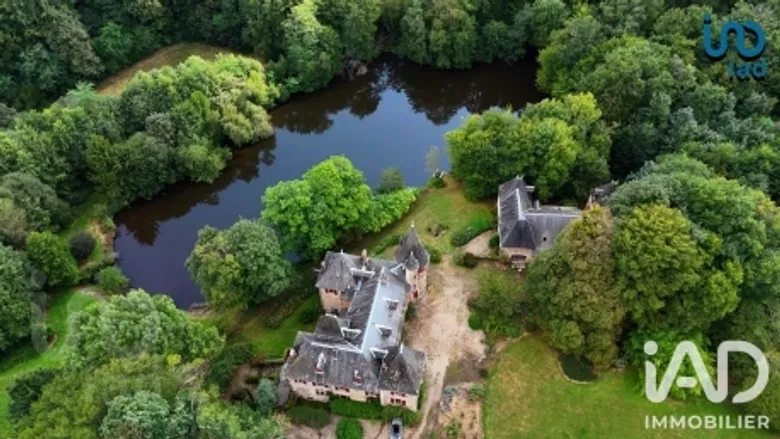 Maison 20 pièces 511 m² · à Lagraulière · 511 m² · 1 398 000 €