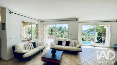House in La Londe-les-Maures (83250)