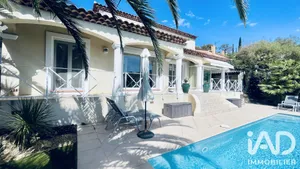 House in La Londe-les-Maures (83250)