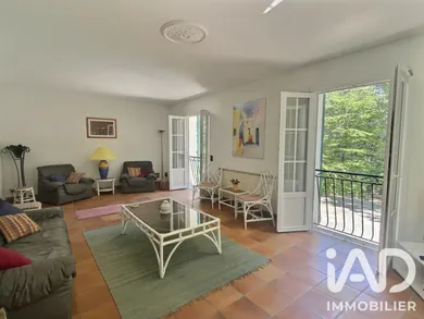 Maison traditionnelle à La Cadière-d'Azur (83740)