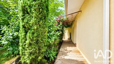 House in Camblanes-et-Meynac (33360)